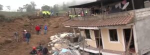 Deadly landslide hits Alausí, Ecuador, destroying homes and part of Pan-American Highway