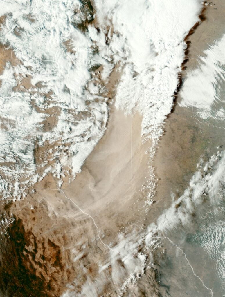 Large dust storm in Southern Plains february 26 2023 bgz