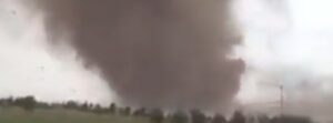 Large tornado hits Taif, Saudi Arabia