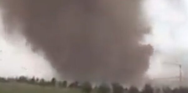Large tornado hits Taif, Saudi Arabia