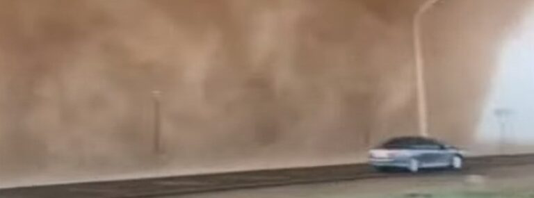 Large rare tornado hits Al Sharqiyah, Oman April 22 2023