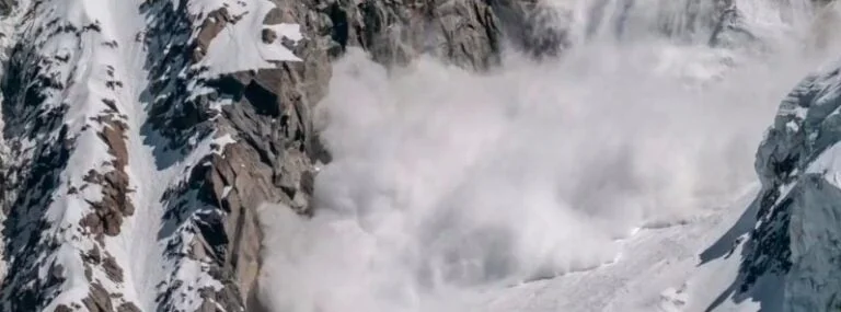 Tourists defy weather warnings, resulting in deadly avalanche in northeast India