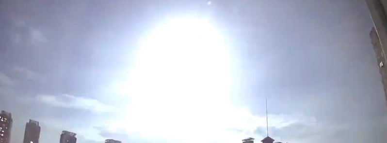 Very bright fireball explodes over Kyiv, Ukraine