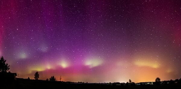 Mysterious “aurora blobs” confirmed as proton auroras
