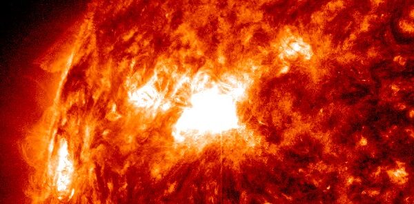 Moderately strong M7.2 solar flare erupts from Region 3293