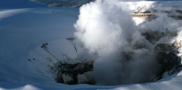 nevado del ruiz volcano colombia