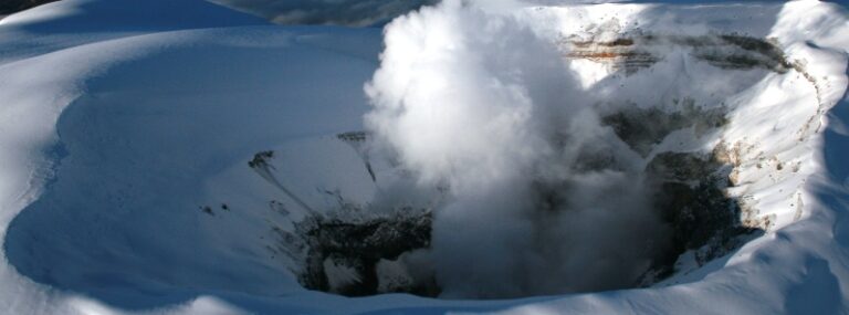 nevado del ruiz volcano colombia