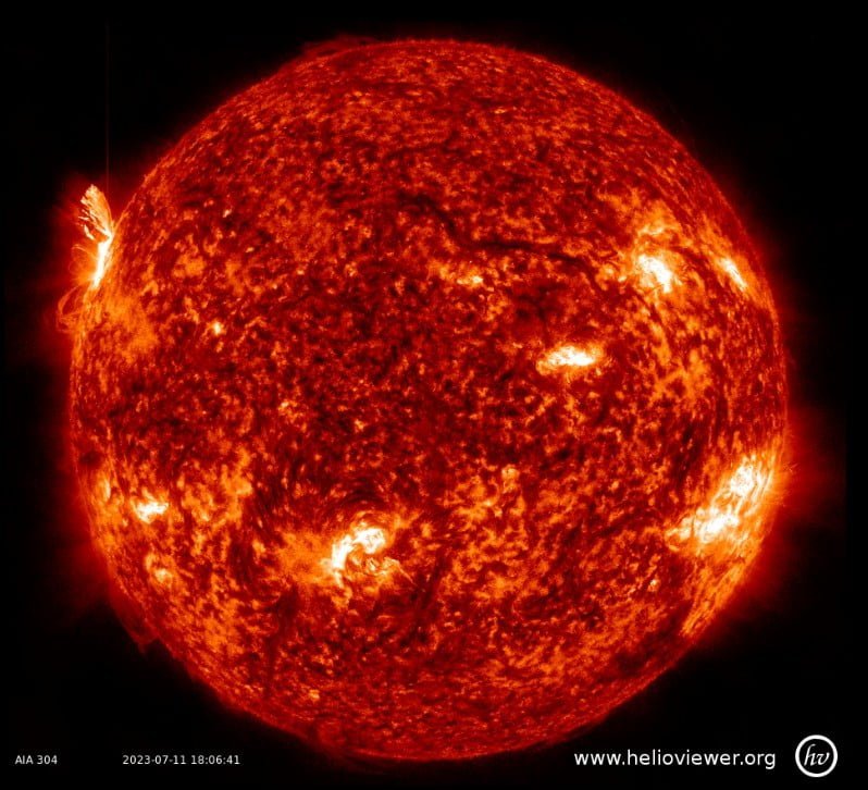 m6.8 solar flare july 11 2023 bg