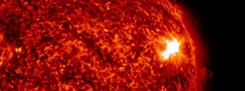 x1.0 solar flare july 2 2023 sdo aia 304 f