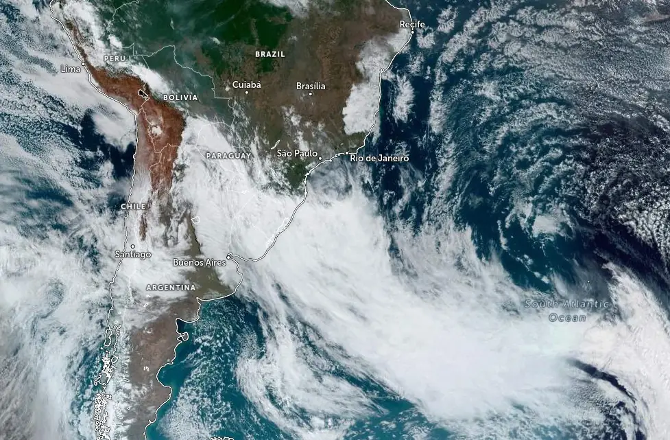 goes-east satellite image of extratropical cyclone affecting brazil at 1330z on september 4 2023