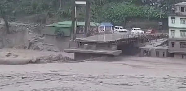 Devastating flash flood in Sikkim's Lachen Valley leads to deaths and widespread damage, India october 4 2023