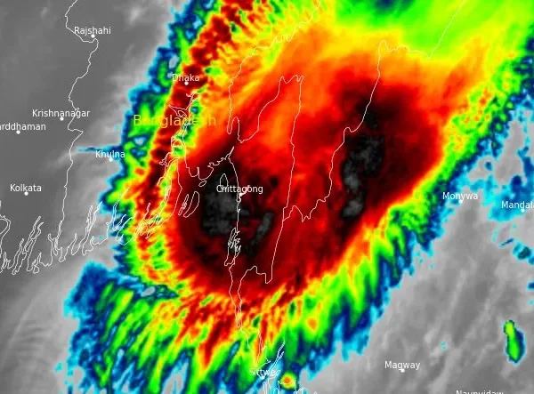 satellite image of tropical cyclone hamoon at 1700 utc on october 24 2023