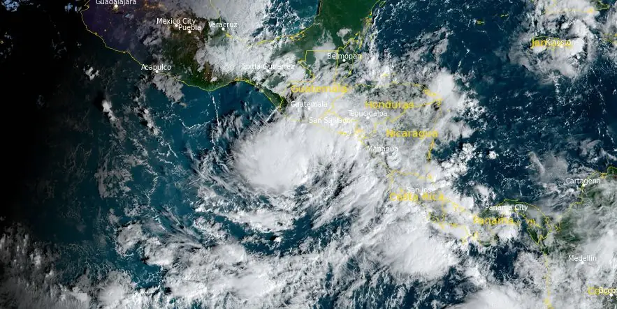 satellite image of tropical cyclone pilar at 1330 utc on october 31 2023
