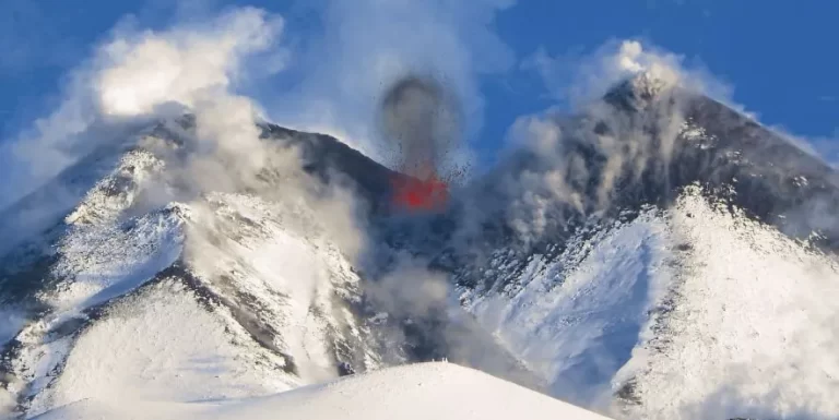 etna strombolian activity november 24 2023