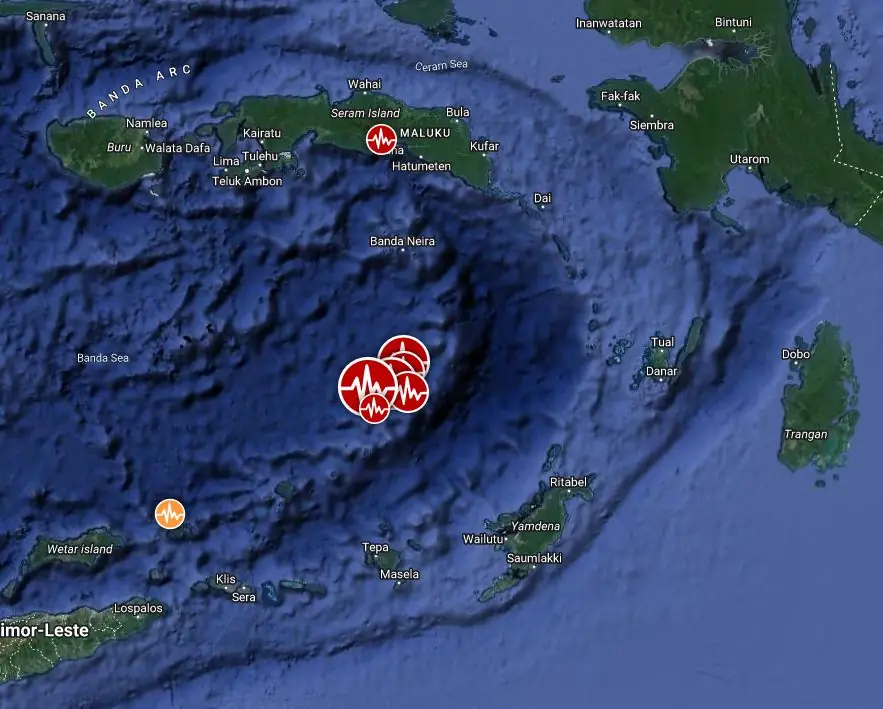 m6.8 earthquake banda sea indonesia on november 8 2023 location map