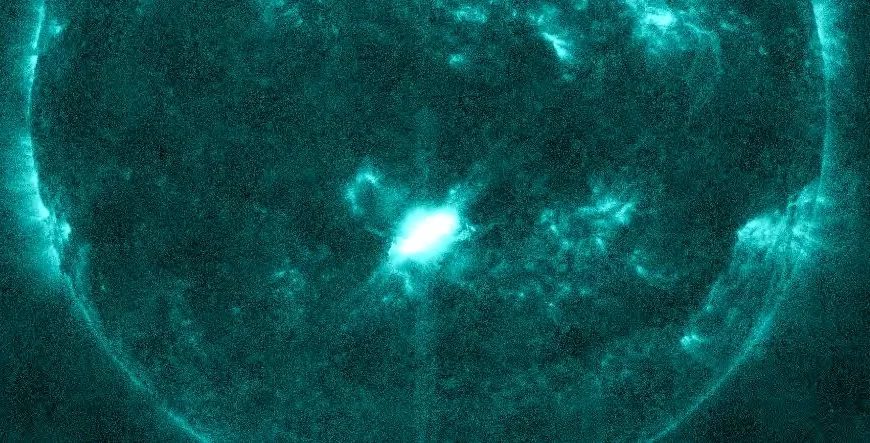 m9.8 solar flare november 28 2023 f