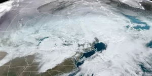 Quebec snowstorm leaves over 148 000 homes without power, Canada