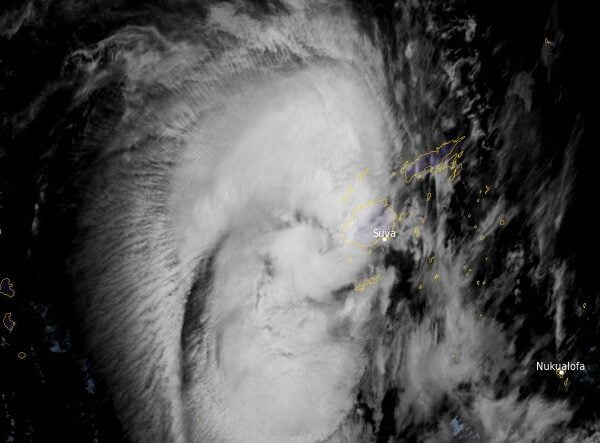 satellite image of tropical cyclone lan at 1500 utc november 14 2023 himawari-9