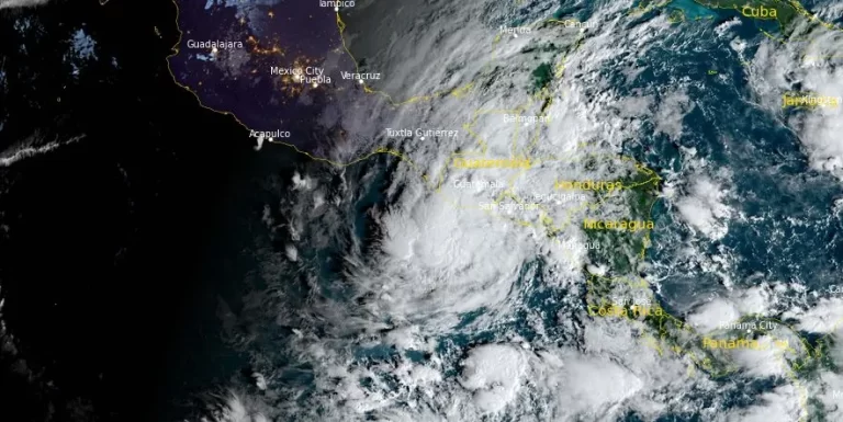satellite image of tropical storm pilar at 1310 utc on november 1 2023