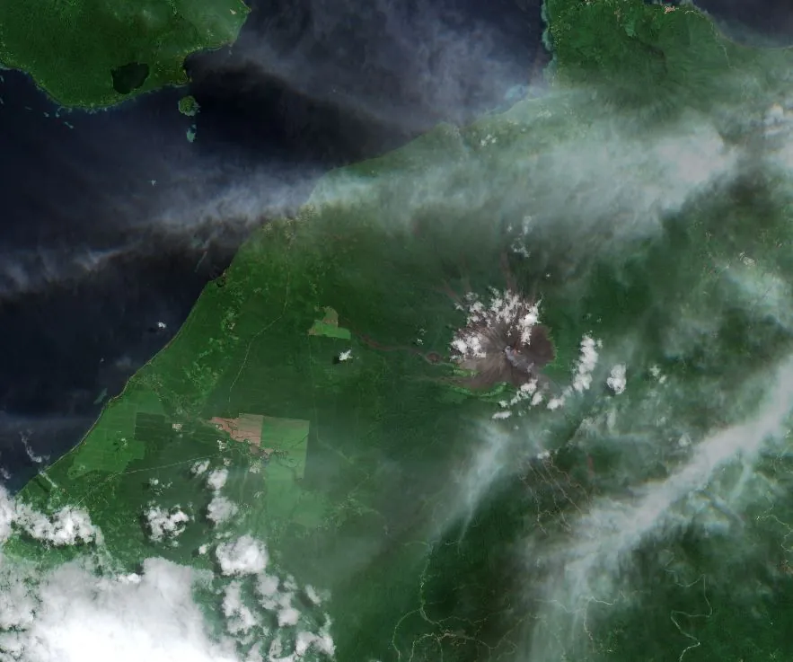 satellite image of ulawun volcano on september 17 2023 sentinel-2