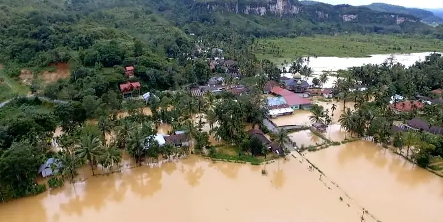 Deadly floods and landslides strike West Sumatra, lahar warnings issued, Indonesia