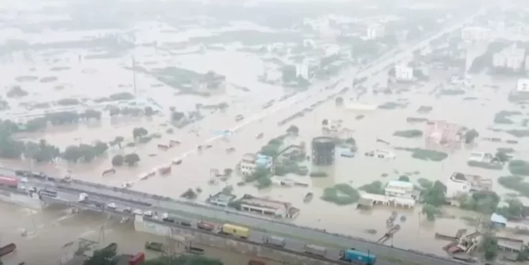 Extremely heavy monsoon rains in Tamil Nadu lead to fatal flooding, significant livestock losses, India