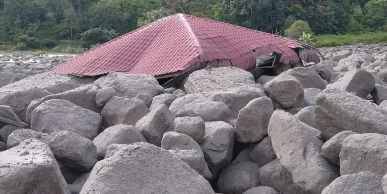 Severe flash flood near Lake Toba in Indonesia claims one life, leaves 11 missing