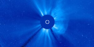 X2.8 solar flare produces Earth-directed CME, impact expected late December 16 to early December 17