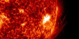 Moderately strong M4.2 solar flare erupts from Region 3519