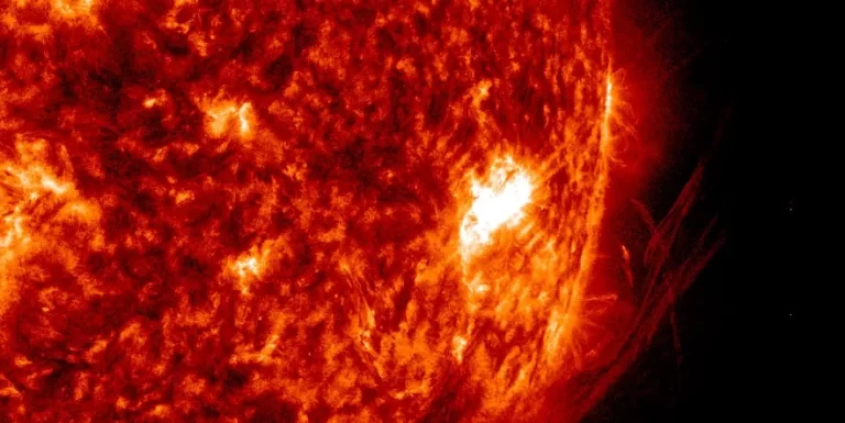 m4.2 solar flare december 21 2023