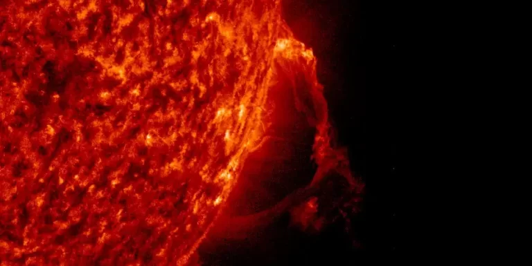 prominence eruption 0636 utc december 14 2023