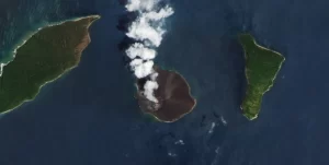 Intense paroxysms at Anak Krakatau volcano, Indonesia