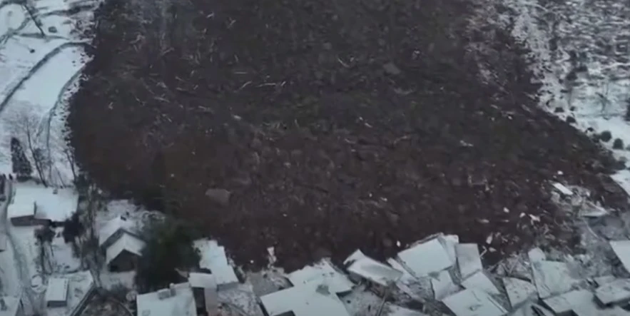 Massive landslide hits Yunnan, burying 47 people in two villages amid freezing temperatures