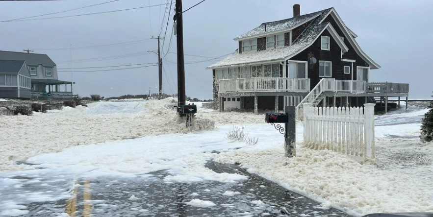 Powerful East Coast storm leaves 5 fatalities, nearly 1 million power outages, U.S.