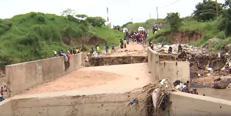 Violent thunderstorms cause deadly floods in KwaZulu-Natal, South Africa