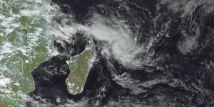 GDACS issues Red alert for developing cyclone near Mauritius and La Reunion