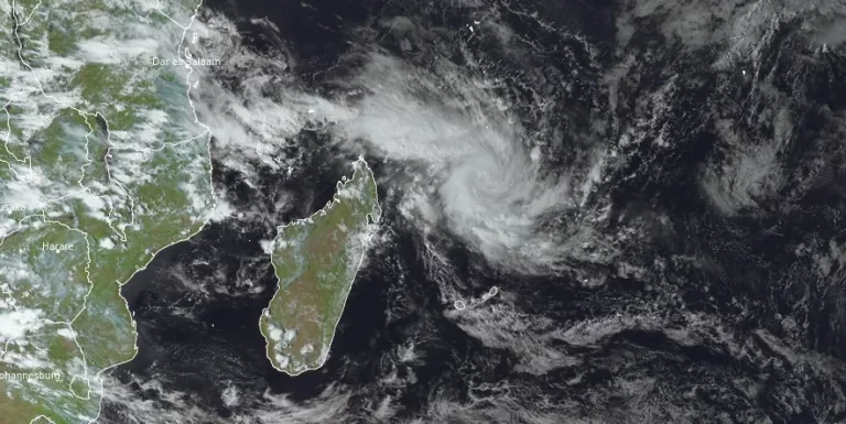 satellite image of tropical cyclone 05s at 1200 utc on janaury 12 2024