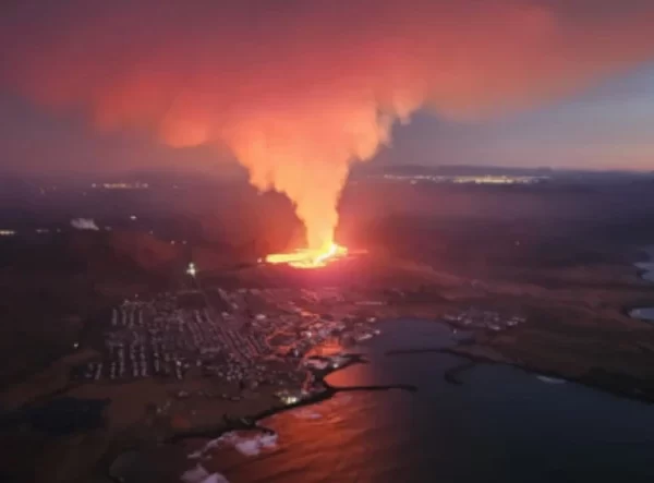 Iceland builds massive dykes to shield against volcanic lava flows