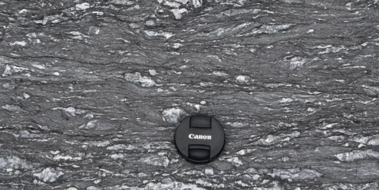 Study unlocks clues to tectonic plate behavior between major quakes