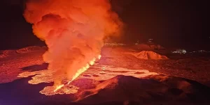 Volcanic eruption resumes northeast of Sýlingarfell, Reykjanes Peninsula, Iceland
