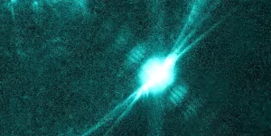 Major X3.3 solar flare erupts behind the SW limb, S2 – Moderate solar radiation storm