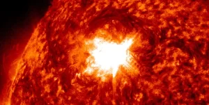 Major X6.3 solar flare erupts from Region 3590