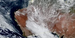 6 months’ worth of rain cuts off Western Australia, leaves 7 people missing