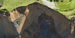 Drone footage captures dramatic cliff collapse at Centerville Beach, California
