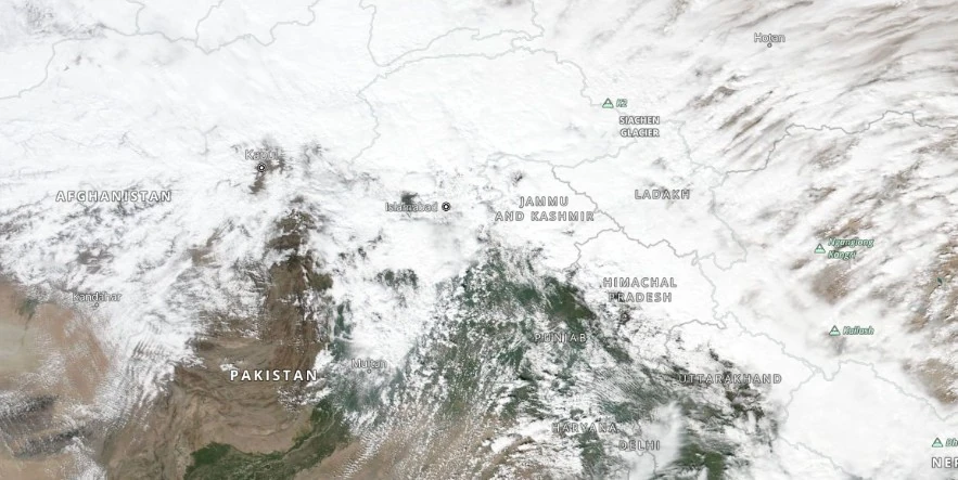 Heavy rains and snowfall hit Pakistan, destroying homes and leaving dozens dead