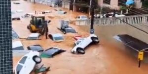 Extremely heavy rains hit Rio de Janeiro and Espírito Santo, causing destructive floods and landslides, Brazil