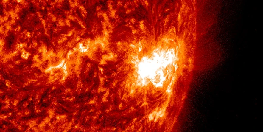 m6.1 solar flare march 28 2024 aia 304 f