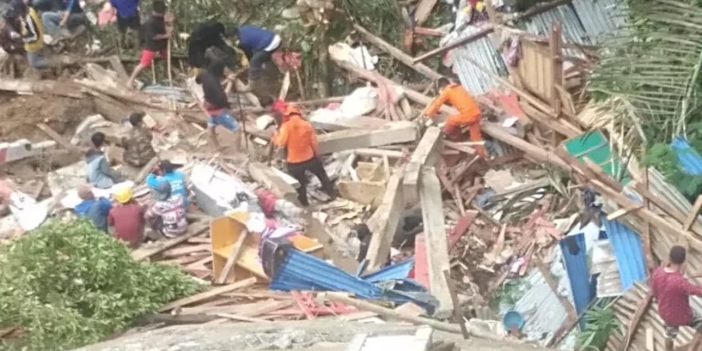 Destructive landslide hits Indonesia's South Sulawesi april 13 2024