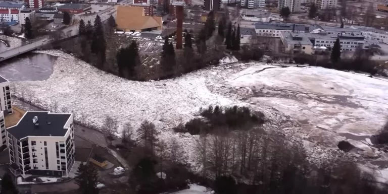 Finland's Kalajoki Valley hit by floods, evacuations underway amid ice dam collapses april 2024