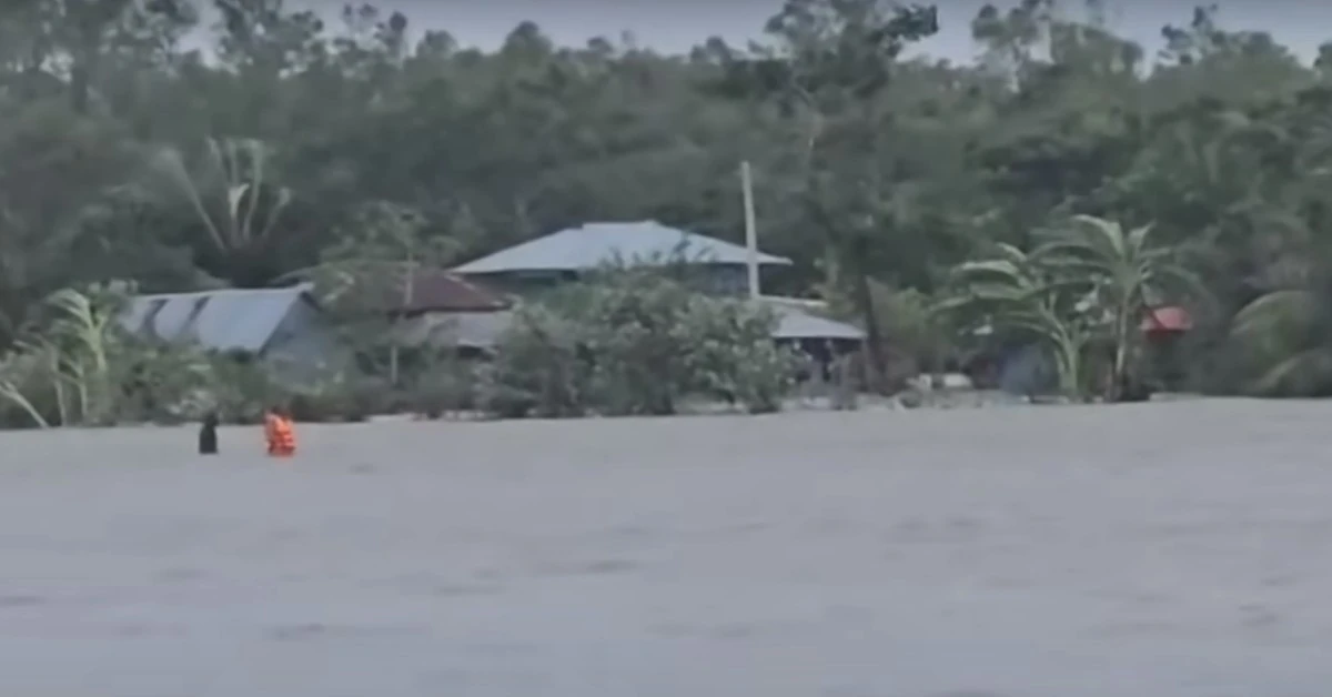 flood in bangladesh caused by tropical cyclone remal may 2024